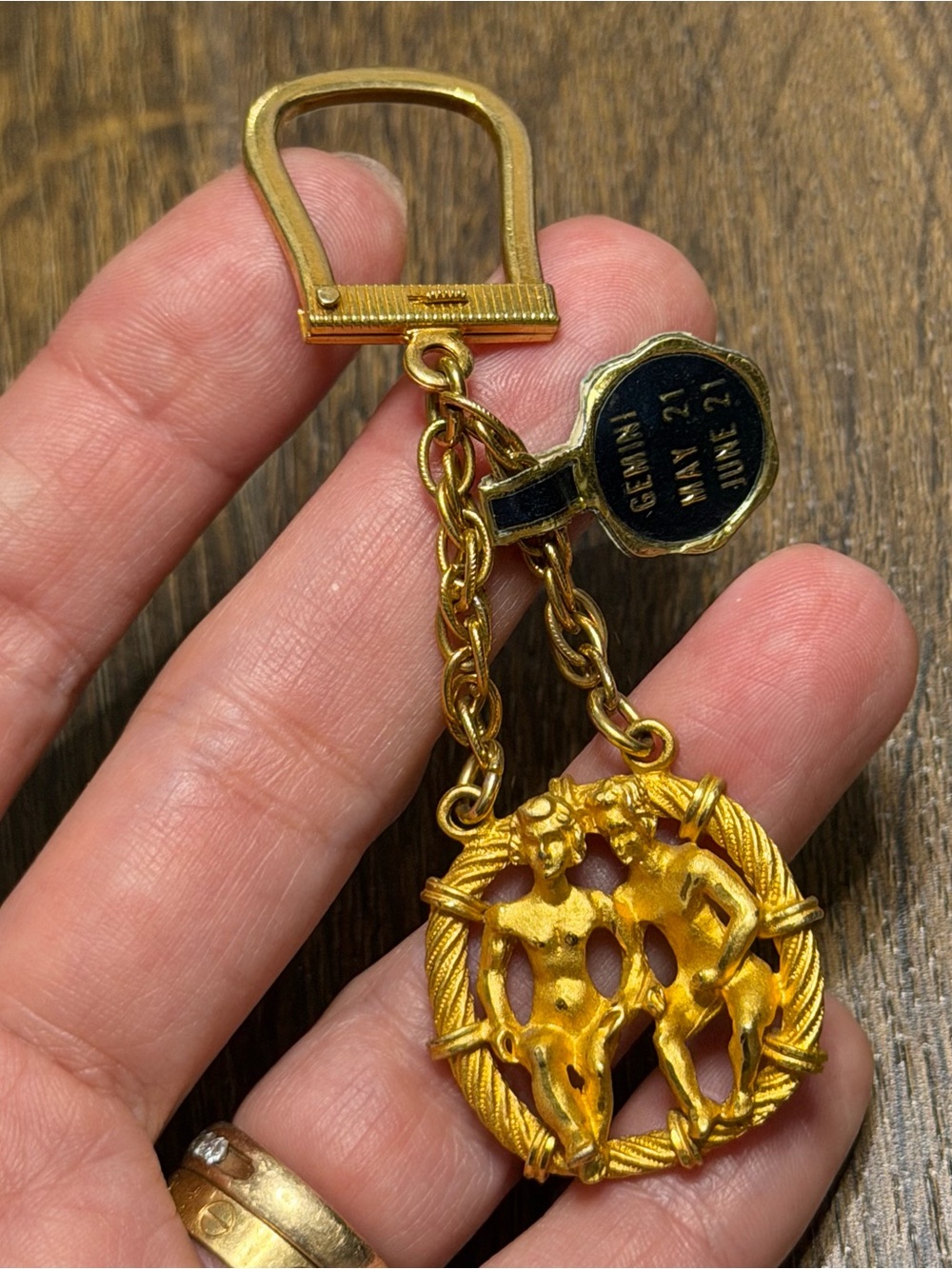 Lucca Razza vintage Gemini Zodiac Keychain new gold tone unsigned